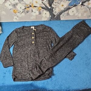 Lou Lou& Comany Top & Bottom Sweater Set 12-24 Months